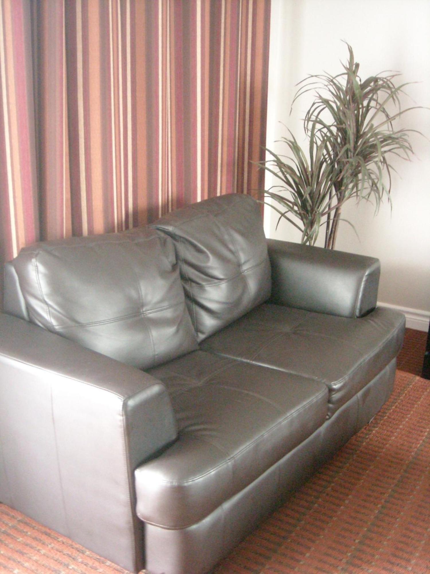 Grand Motel Saint-Hubert Longueuil Luaran gambar