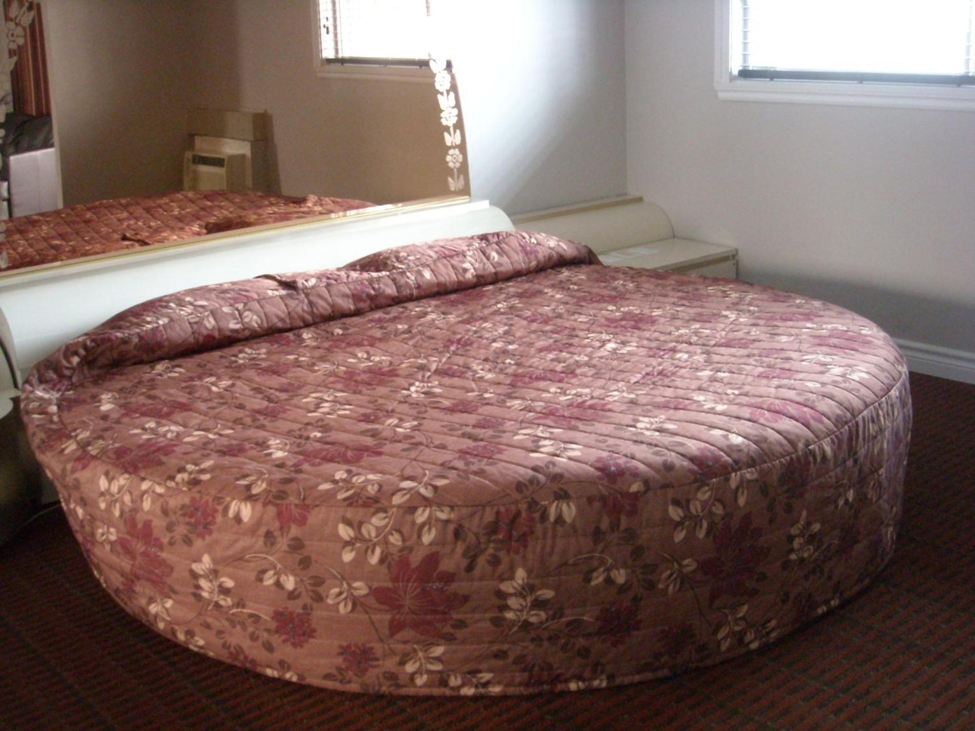 Grand Motel Saint-Hubert Longueuil Luaran gambar