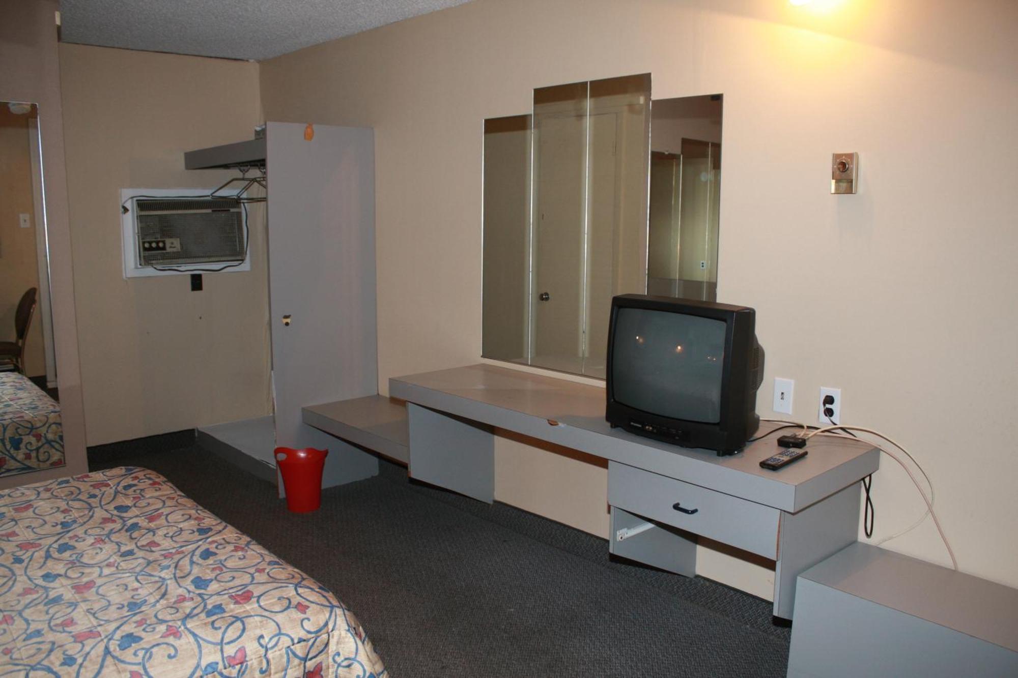 Grand Motel Saint-Hubert Longueuil Bilik gambar