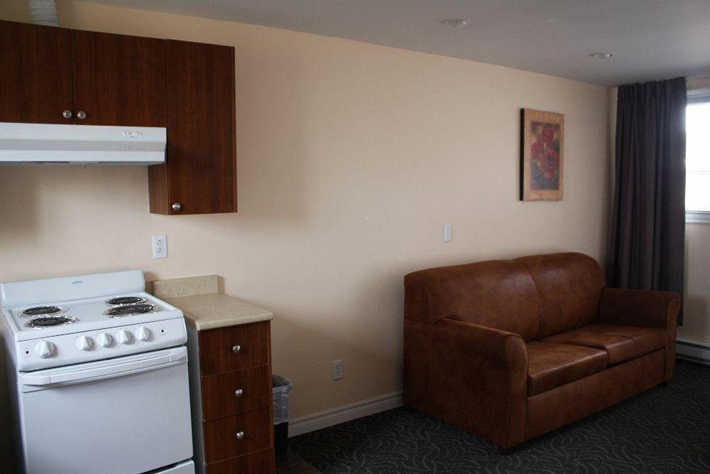 Grand Motel Saint-Hubert Longueuil Luaran gambar