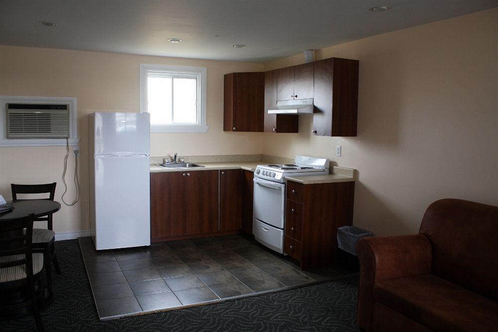 Grand Motel Saint-Hubert Longueuil Luaran gambar